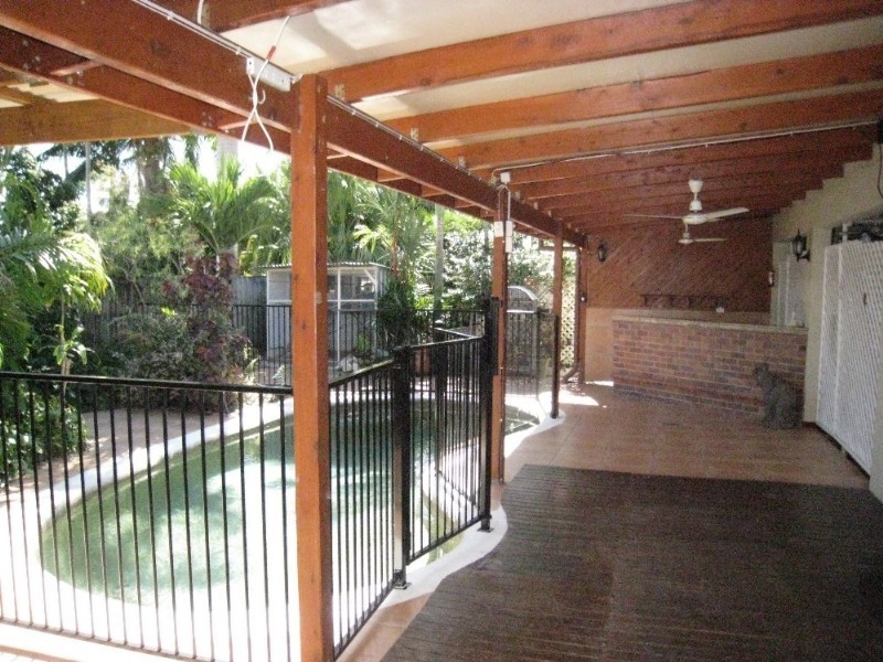 Kewarra Beach QLD 4879