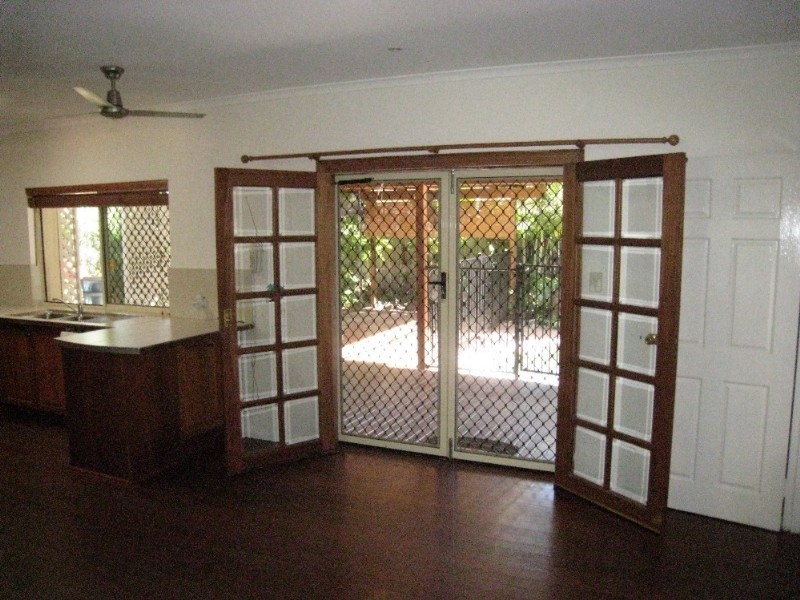 Kewarra Beach QLD 4879