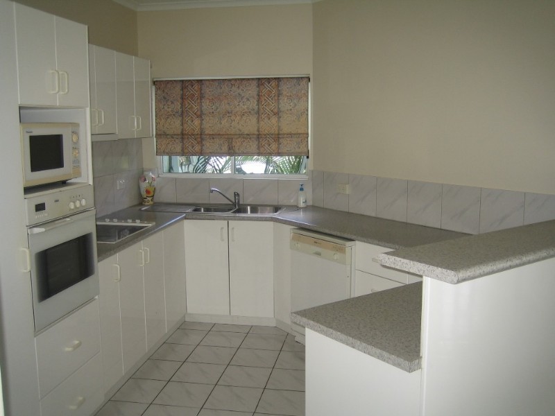 3/44 Moore Street, Trinity Beach QLD 4879
