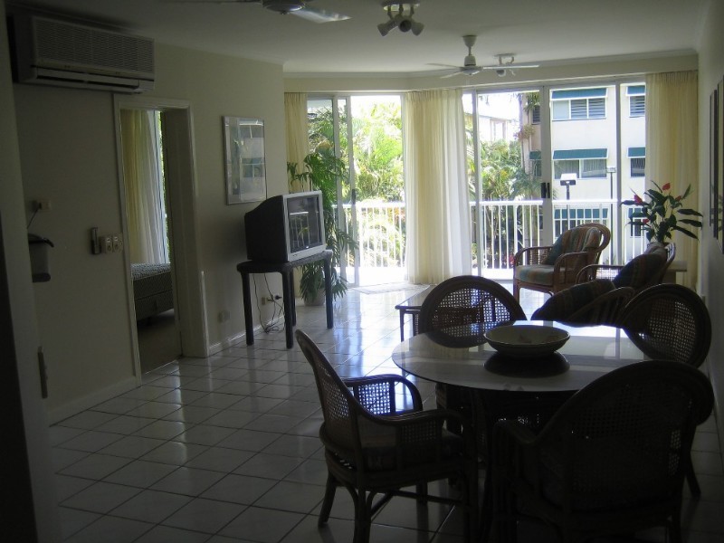 3/44 Moore Street, Trinity Beach QLD 4879