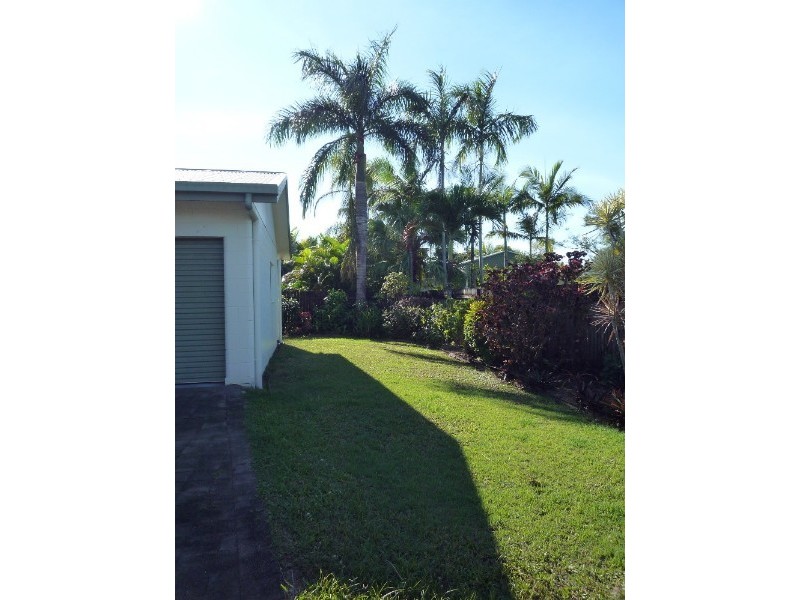 Kewarra Beach QLD 4879