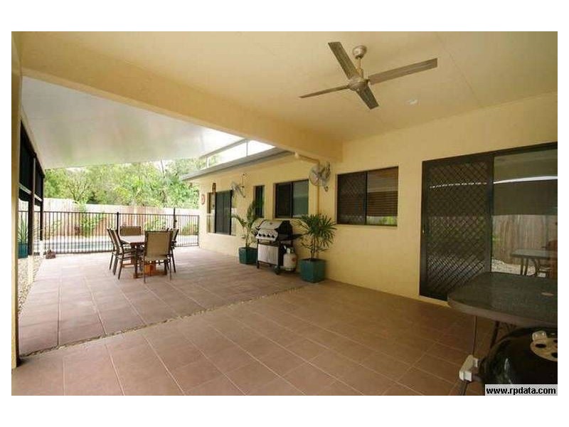 8 Monterey Street, Kewarra Beach QLD 4879