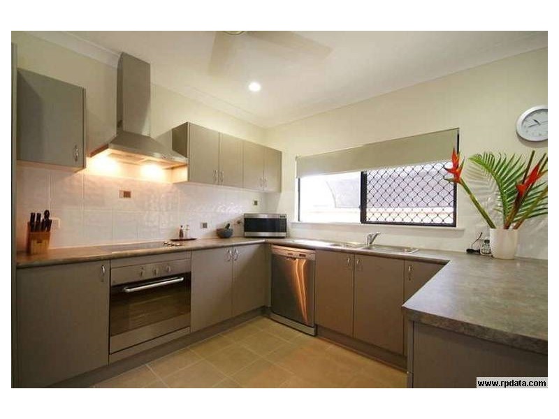 8 Monterey Street, Kewarra Beach QLD 4879