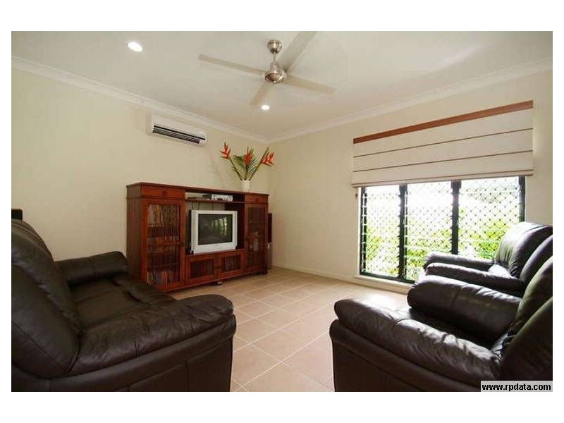 8 Monterey Street, Kewarra Beach QLD 4879