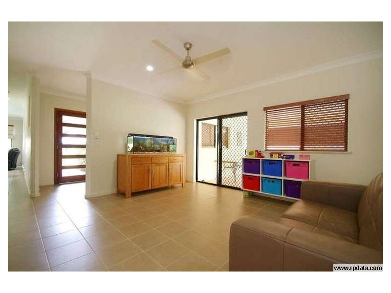 8 Monterey Street, Kewarra Beach QLD 4879