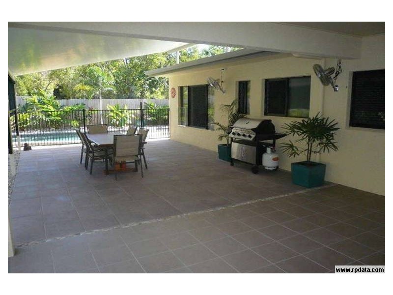 8 Monterey Street, Kewarra Beach QLD 4879