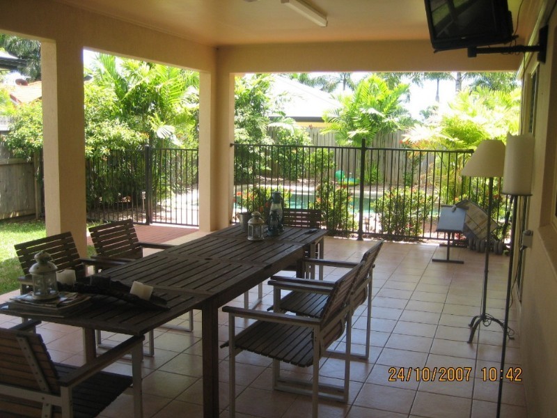 6 Bullrush Terrace, Kewarra Beach QLD 4879