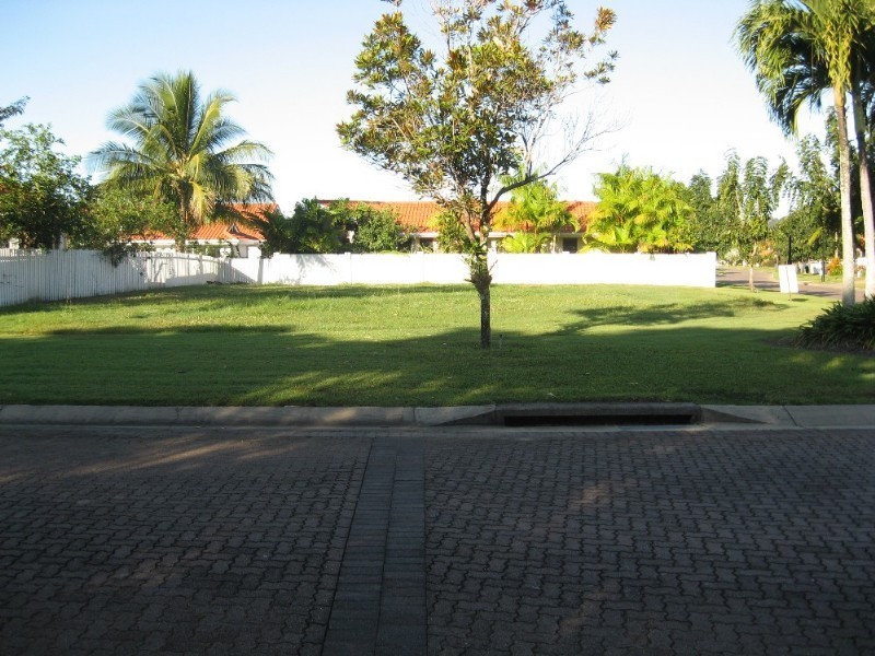 Kewarra Beach QLD 4879