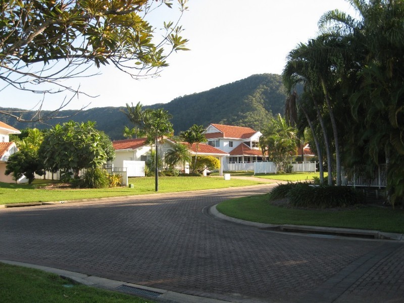 Kewarra Beach QLD 4879
