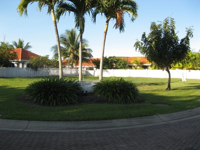 Kewarra Beach QLD 4879