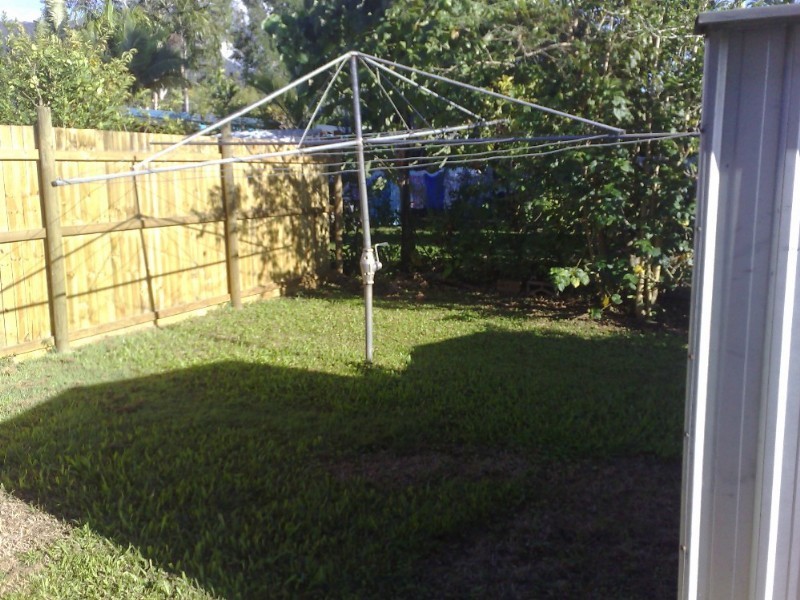 2/142 Dillon Street, Westcourt QLD 4870