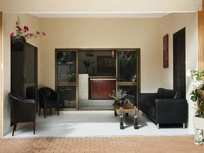 3 Roslyn Close, Yorkeys Knob QLD 4878