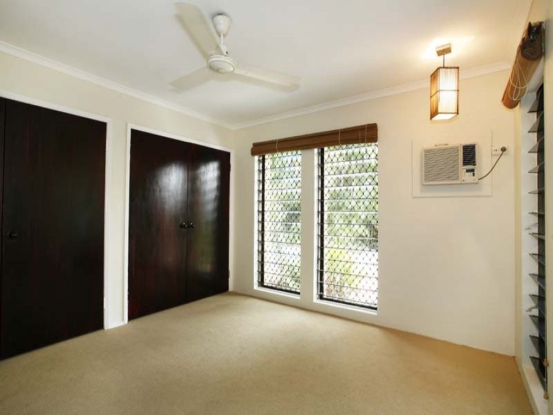 3 Roslyn Close, Yorkeys Knob QLD 4878