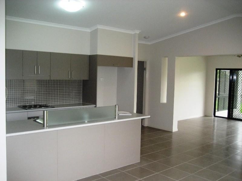 5 Floreat Close, Kewarra Beach QLD 4879