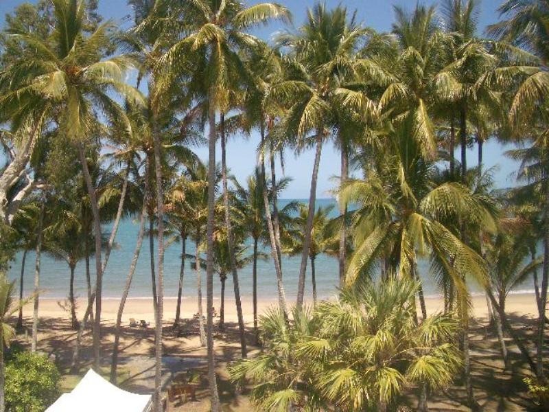 Palm Cove QLD 4879