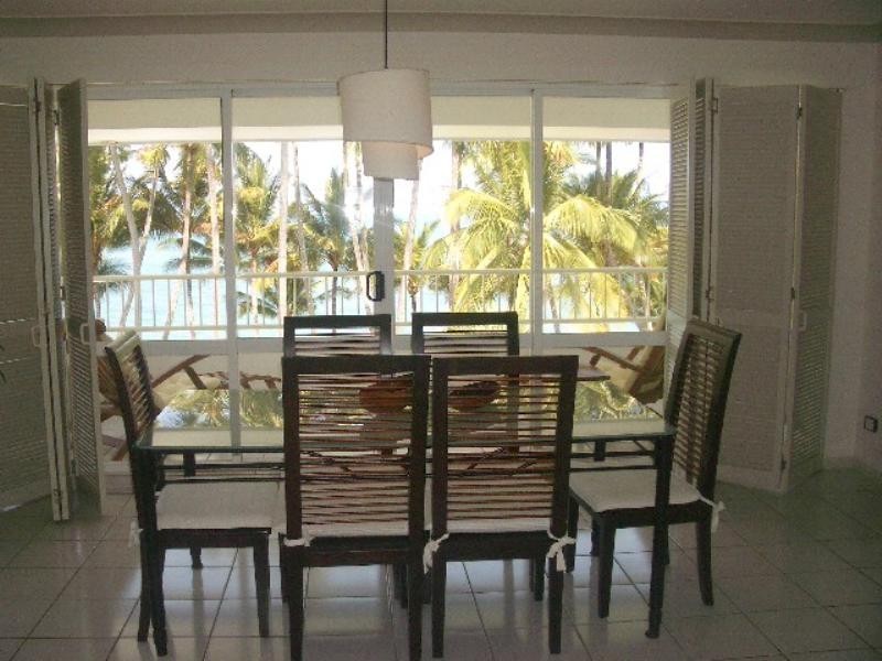 Palm Cove QLD 4879