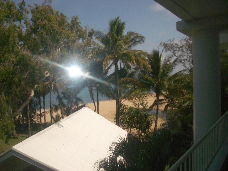 Palm Cove QLD 4879