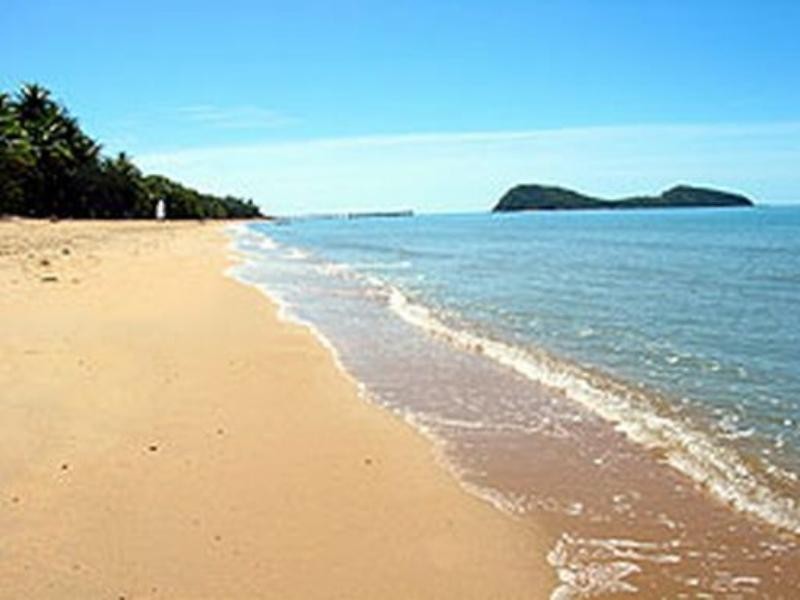 Palm Cove QLD 4879