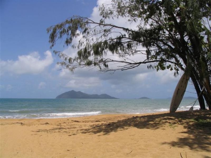Kurrimine Beach QLD 4871