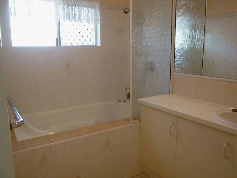 15 Limpet Close, Trinity Beach QLD 4879