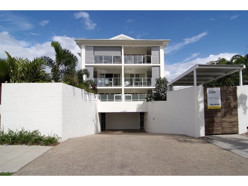 Trinity Beach QLD 4879