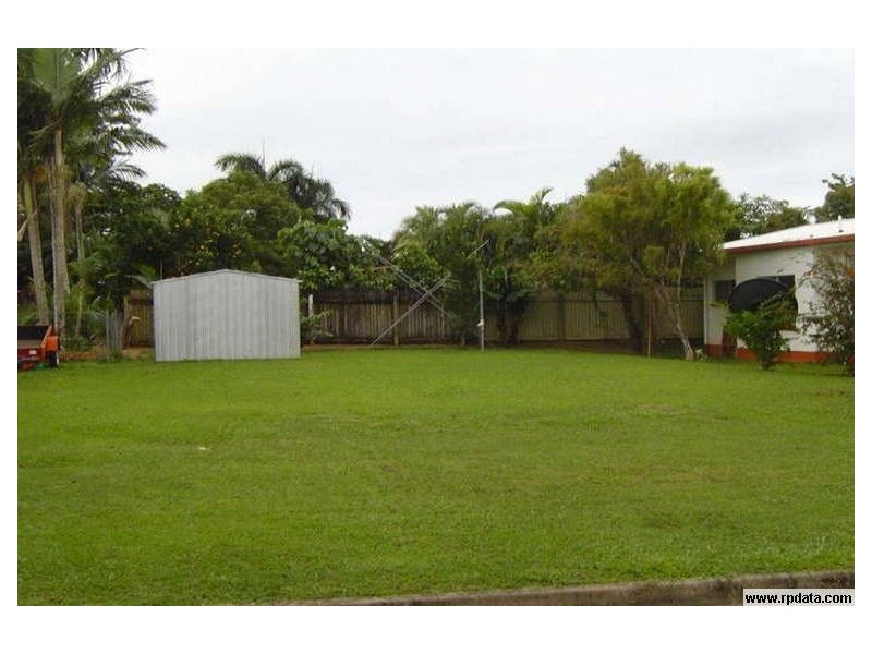 18 Wewak Street, Trinity Beach QLD 4879