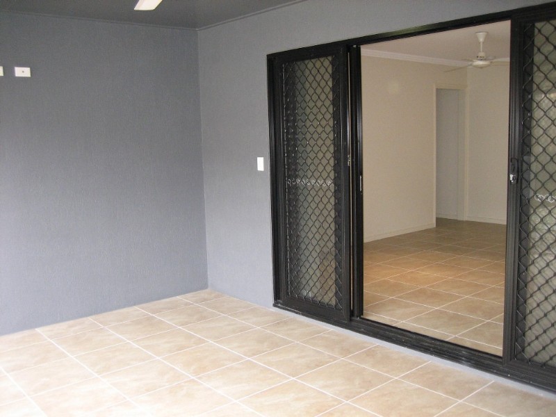 Kewarra Beach QLD 4879