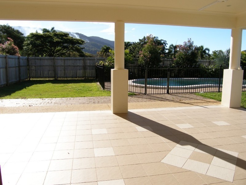 72 Moore Road, Kewarra Beach QLD 4879