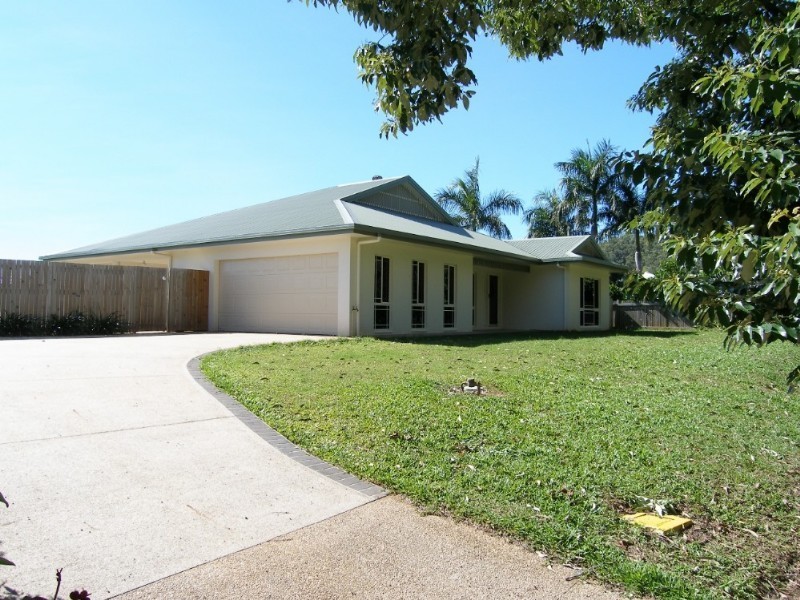 72 Moore Road, Kewarra Beach QLD 4879