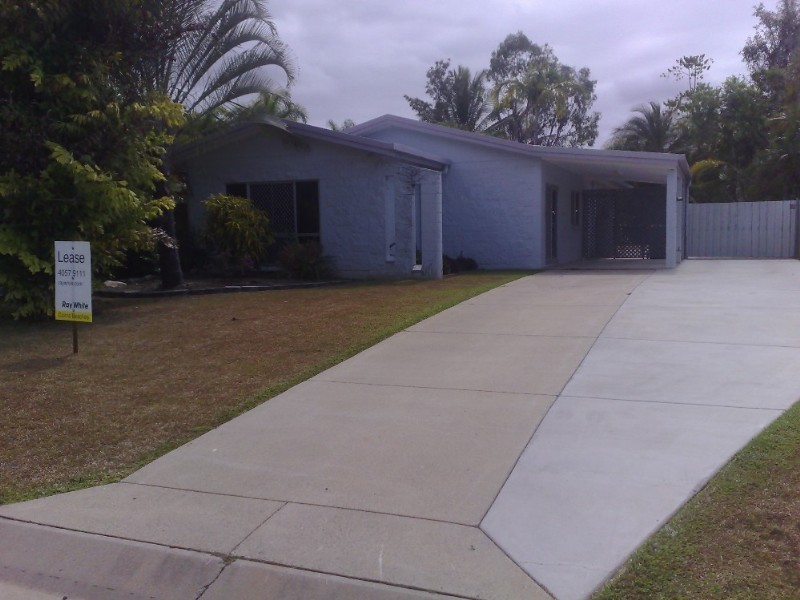 12 Bondi Crescent, Kewarra Beach QLD 4879