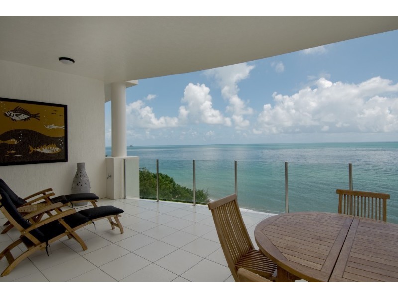 Trinity Beach QLD 4879