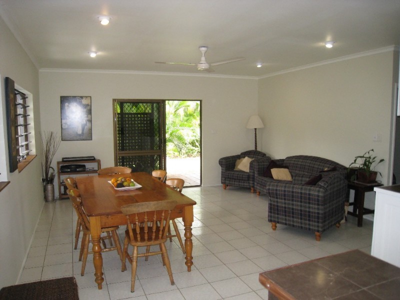 Trinity Beach QLD 4879