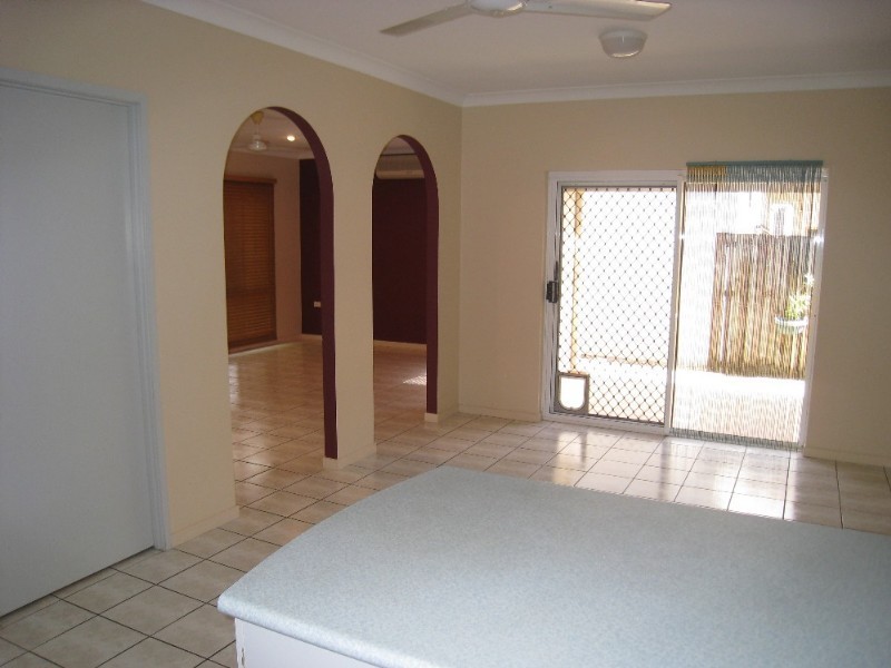 Kewarra Beach QLD 4879