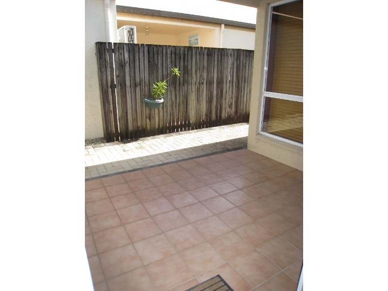 Kewarra Beach QLD 4879