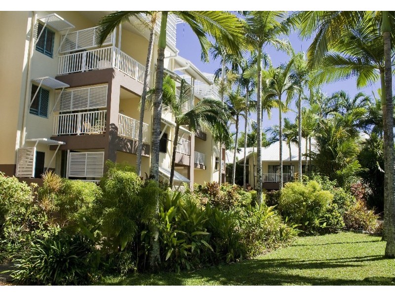 Trinity Beach QLD 4879
