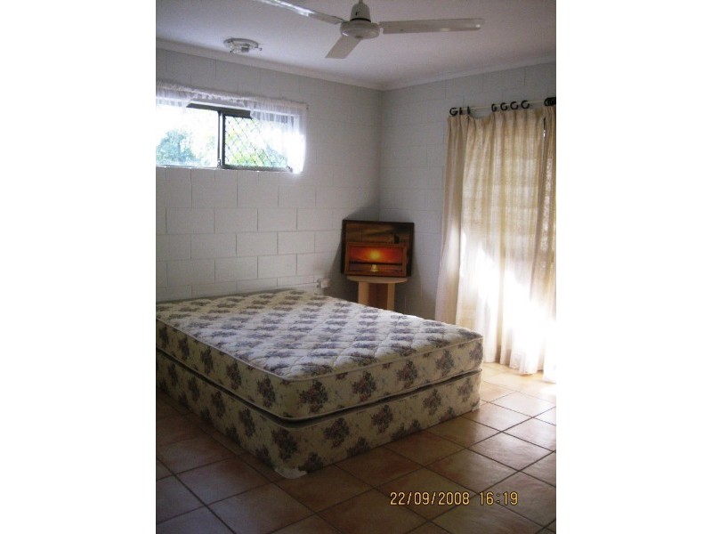 39 Periwinkle Avenue, Trinity Beach QLD 4879