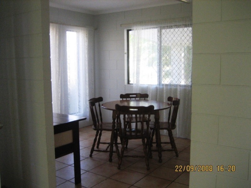 39 Periwinkle Avenue, Trinity Beach QLD 4879