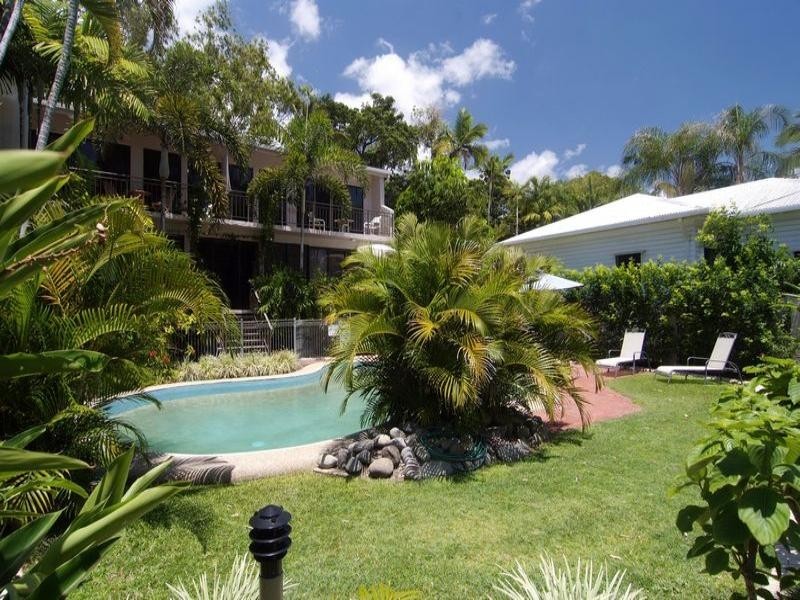 Clifton Beach QLD 4879