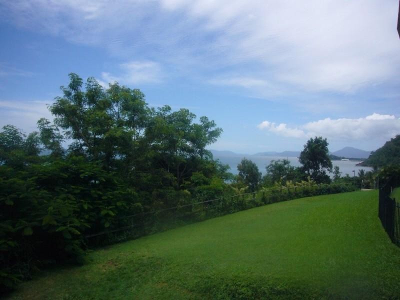 7/96 Moore Street, Trinity Beach QLD 4879