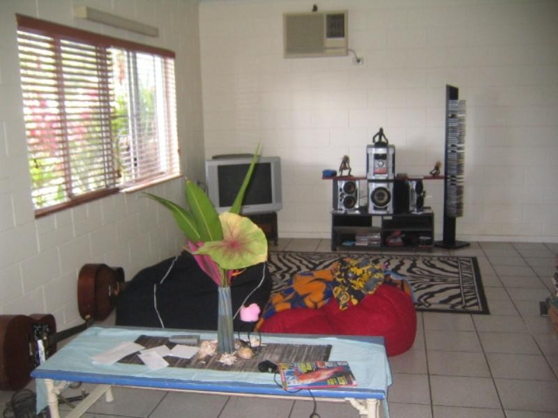 3 Periwinkle Street, Trinity Beach QLD 4879