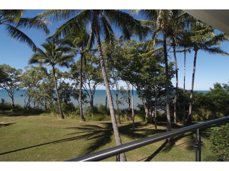 Trinity Beach QLD 4879