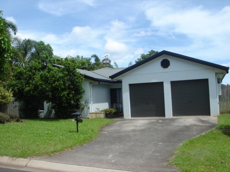 40 Daphne Drive, Redlynch QLD 4870