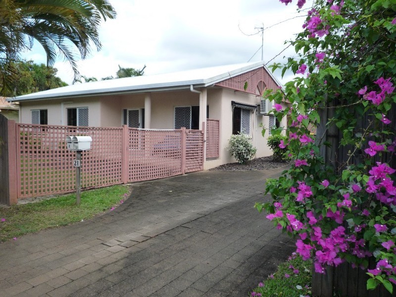 Trinity Beach QLD 4879