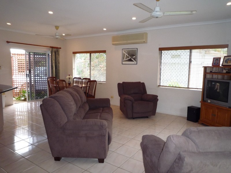 Trinity Beach QLD 4879