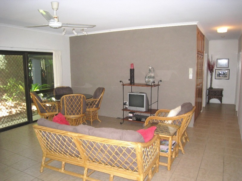 Trinity Beach QLD 4879