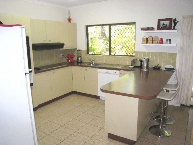 Trinity Beach QLD 4879