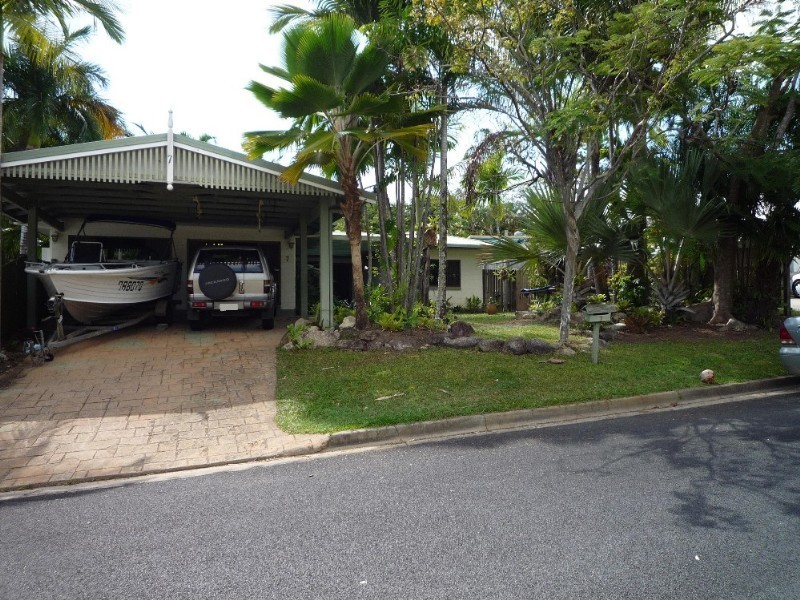 Trinity Beach QLD 4879