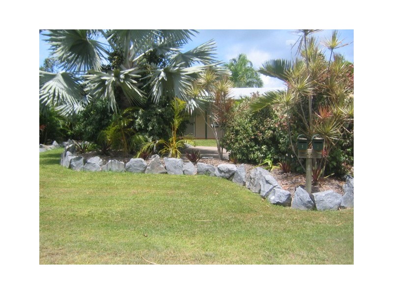 2/90 Cottesloe Drive, Kewarra Beach QLD 4879