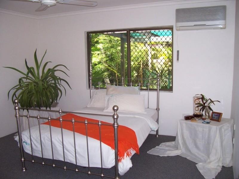 Trinity Beach QLD 4879