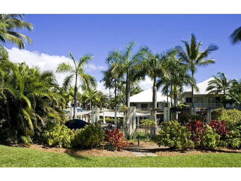 Trinity Beach QLD 4879